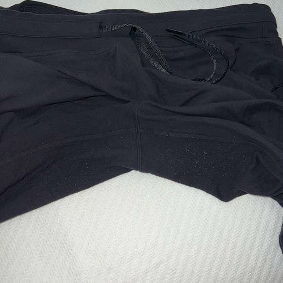 Lululemon Ready to Rulu Joggers - Picture 5 of 6